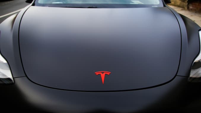 Tesla Model 2 Fiat Chrysler spent over $300 million on green credits in Europe last year — mostly from Tesla 4-gettyimages-1229332959-28102020_Tesla_DHARIA_002
