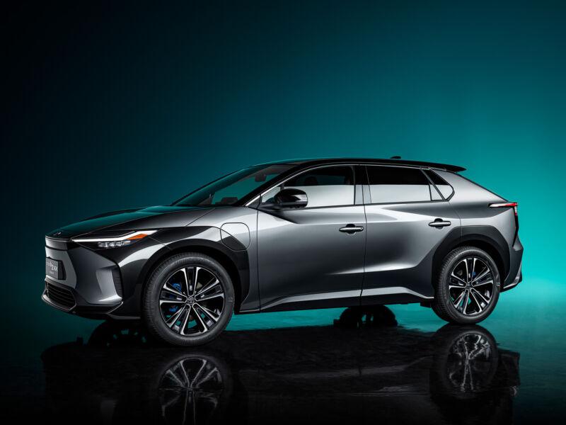 Tesla Model 2 After ignoring EVs for too long, Toyota will invest $13.6 billion in batteries bZ4x-800x600