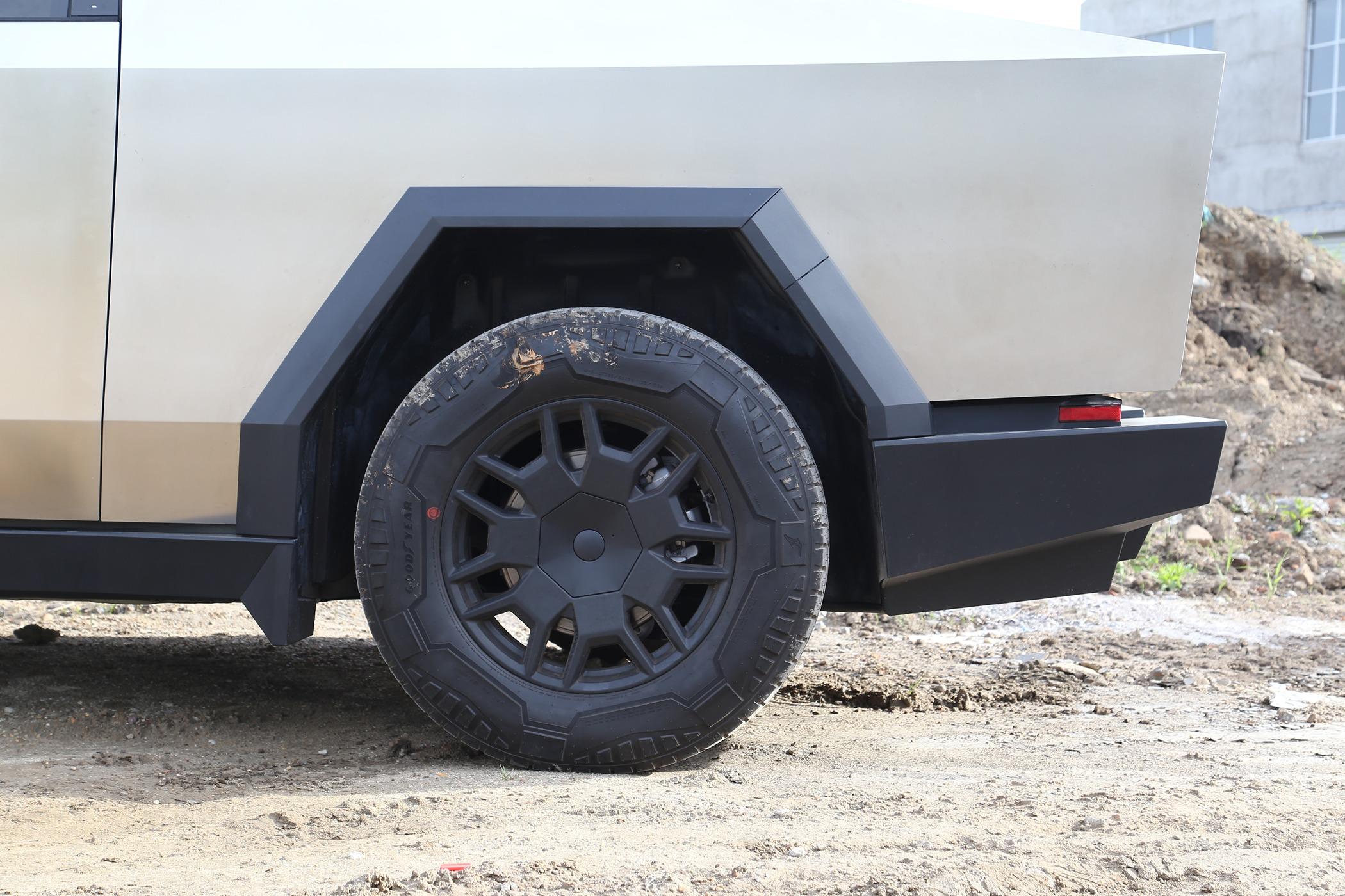 Tesla Model 2 [10% OFF] Elecfresh Wheel Center Hubcap Cover For Cybertruck Available Now! IMG_4297.JPG
