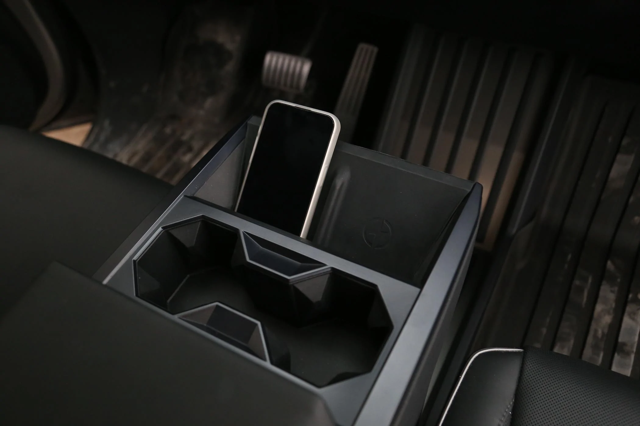 Tesla Model 2 [Elecfresh] Promotion For Center Console Anti-Slip Pad! IMG_6241