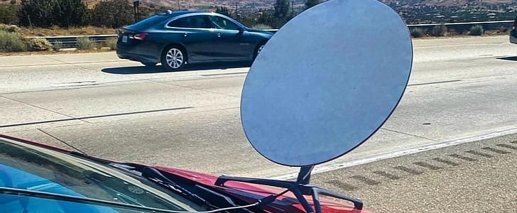 Tesla Model 2 Toyota Prius Driver Pulled Over for Starlink Dish on the Hood, Surprised r-for-starlink-dish-on-the-hood-surprised-164568-7